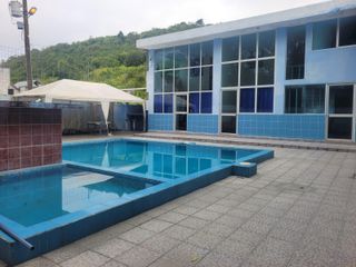 Foto 3 de Propiedad en venta en Atacames 8 Departamentos  Apto para AIRBNB
