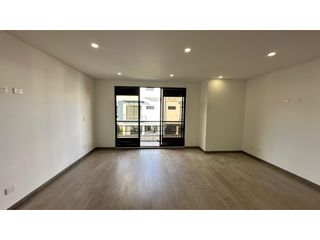 Foto 8 de Proyecto de Apartamentos para Estrenar con terraza en Venta – Cota