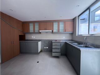 Foto 10 de Ponceano, Casa en Renta, 150m2, 3 Habitaciones.