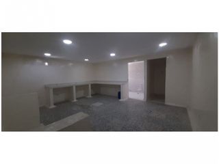 Foto 5 de Se arrienda casa comercial en la Av. del Libertador, Sta Mta