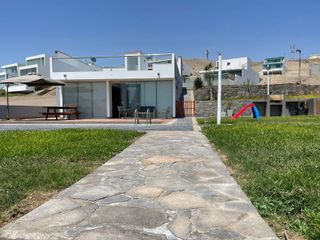 Foto 25 de SE VENDE LINDA CASA EN LA PLAYA HONDA, CERRO AZUL