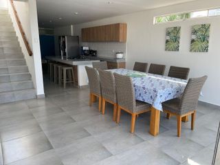 Foto 6 de SE VENDE LINDA CASA EN LA PLAYA HONDA, CERRO AZUL