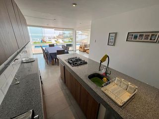 Foto 8 de SE VENDE LINDA CASA EN LA PLAYA HONDA, CERRO AZUL