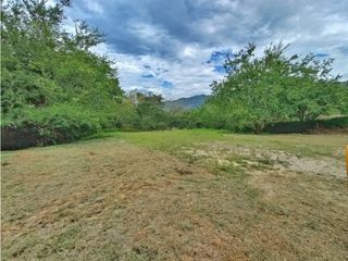 Foto 5 de Maat vende Lote Condominio - Villeta 3.100m2 $500Millones