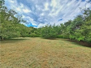 Foto 6 de Maat vende Lote Condominio - Villeta 3.100m2 $500Millones