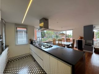 Foto 10 de SE ARRIENDA APARTAMENTO EN LOS ROSALES 205m2