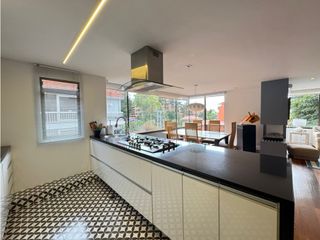 Foto 9 de SE ARRIENDA APARTAMENTO EN LOS ROSALES 205m2