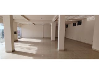 Foto 2 de Ponceano Alto, Local Comercial en Renta, 150m2, 1 Ambiente
