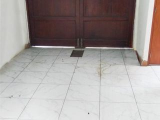 Foto 2 de Alquilo amplio local comercial en San martin de Porres