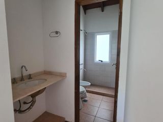 Foto 10 de Casa en alquiler - Villa Allende