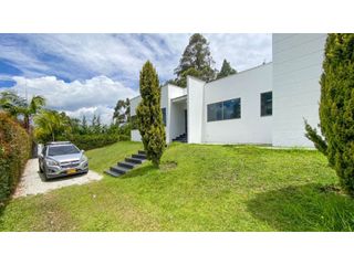 Foto 25 de Casa Independiente en Arriendo Amoblado en Rionegro sector Aeropuerto