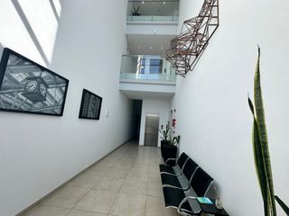 Foto 4 de Oficina en  alquiler Cerro de las Rosas