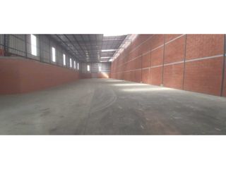 Foto 2 de Alquilo bodega 1.190 m2 en Via Daule