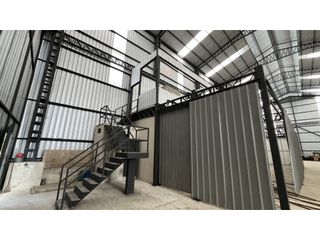 Foto 3 de SE ALQUILA GALPÓN/BODEGA INDEPENDIENTE 1.260m2 (Jkcal)