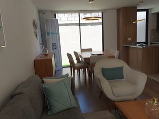 Foto 2 de VENTA CASA NUEVA