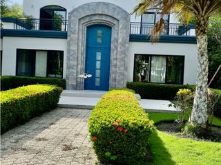 Foto 1 de Casa en venta-Zona Norte-Terranova