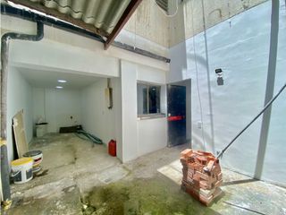 Foto 10 de Casa en venta-Crespo- 3 pisos
