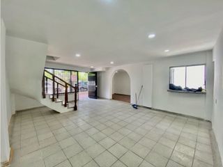 Foto 19 de Casa en venta-Crespo- 3 pisos