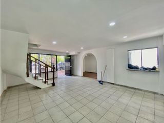 Foto 18 de Casa en venta-Crespo- 3 pisos