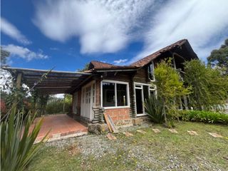 Foto 9 de Alquiler de Casa en Alto Palmas en Madera Inmunizada en Unidad Cerrada