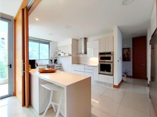 Foto 12 de Arriendo Apartamento Amoblado Poblado Medellín