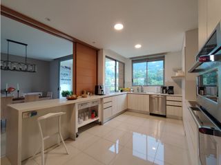 Foto 11 de Arriendo Apartamento Amoblado Poblado Medellín