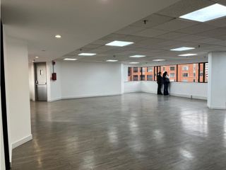 Foto 5 de VENTA - ARRIENDO OFICINA CALLE 70 CON SEPTIMA