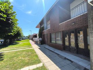 Foto 2 de Venta en block Departamentos + Local Necochea