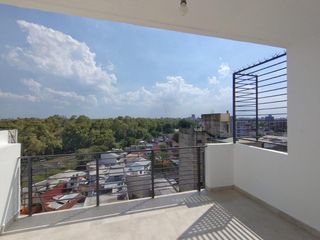Foto 6 de 2 ambientes -  con Cochera y Balcón - a metros de Est Santos Lugares