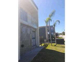 Foto 2 de CASA EN ALQUILER ANUAL LAS CAÑITAS CORDOBA CARLOS PAZ PILETA