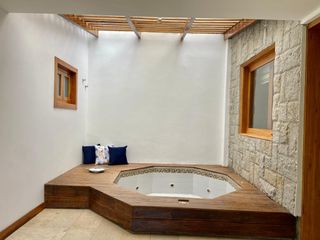 Foto 5 de Casa en renta con área verde, Challuabamba