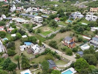 Foto 9 de SE VENDE TERRENO EN VILLA DEL LAGO CARLOS PAZ