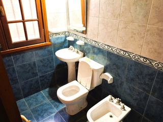 Foto 54 de VENTA CASA 5 AMB CON QUINCHO A METROS PQUE LILLIO