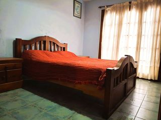 Foto 44 de VENTA CASA 5 AMB CON QUINCHO A METROS PQUE LILLIO