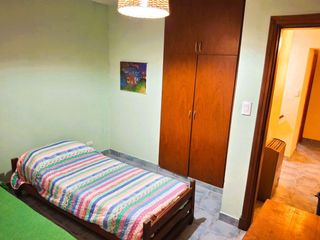 Foto 35 de VENTA CASA 5 AMB CON QUINCHO A METROS PQUE LILLIO