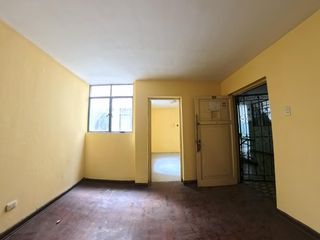 Foto 1 de DEPARTAMENTO EN VENTA JR. COTAMBAMBAS, CERCADO DE LIMA
