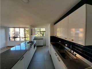 Foto 5 de Alquiler Apartamento Remodelado Poblado CL10  9350944 DL