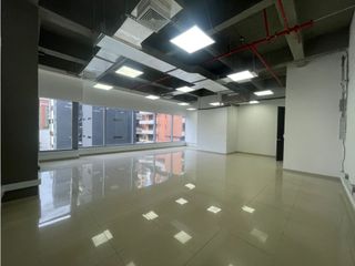 Foto 2 de Oficina en arriendo en Alto Prado