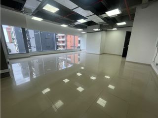 Foto 3 de Oficina en arriendo en Alto Prado