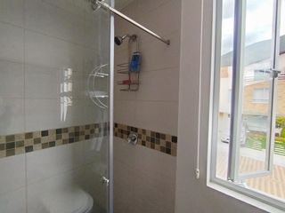 Foto 10 de Venta Casa con Terraza y Club Privado en Pomasqui