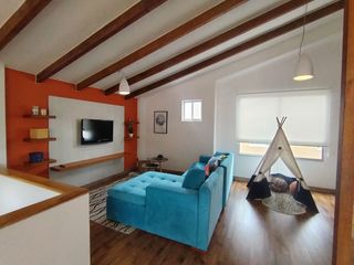 Foto 1 de Venta Casa con Terraza y Club Privado en Pomasqui