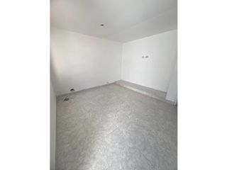 Foto 2 de ALQUILER DE CASA TEQUENDAMA