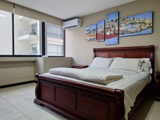 Foto 1 de Departamento en alquiler amoblado,3 habitaciones ,Pto.Santa Ana, GYE