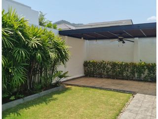Casa en Venta en Via A La Costa
