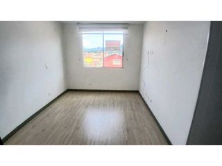 Foto 11 de VENDO APARTAMENTO TERCER PISO CON ASCENSOR EN  CAJICA.