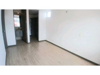 Foto 12 de VENDO APARTAMENTO TERCER PISO CON ASCENSOR EN  CAJICA.