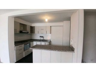 Foto 4 de VENDO APARTAMENTO TERCER PISO CON ASCENSOR EN  CAJICA.