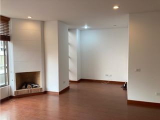 Foto 4 de Iluminado apartamento para arriendo en El Virrey