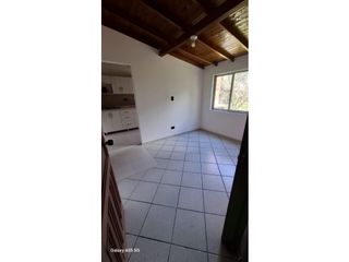 Foto 2 de SE ARRIENDA HERMOSO APARTAESTUDIO EN ENVIGADO CENTRAL