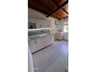 Foto 1 de SE ARRIENDA HERMOSO APARTAESTUDIO EN ENVIGADO CENTRAL